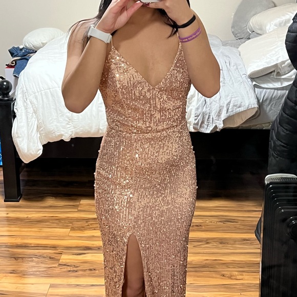 Windsor Prom Dress - Picture 2 of 3